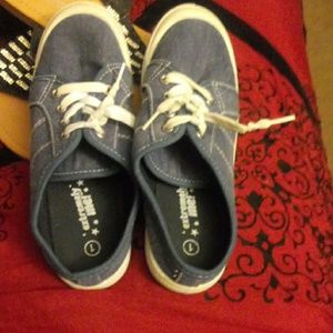 Blue jean shoes
